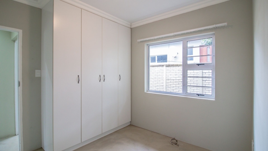 6 Bedroom Property for Sale in Kidds Beach Eastern Cape